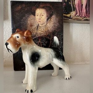 Sealyham Terrier Wire Hair Fox Terrier Dog Figurine‎